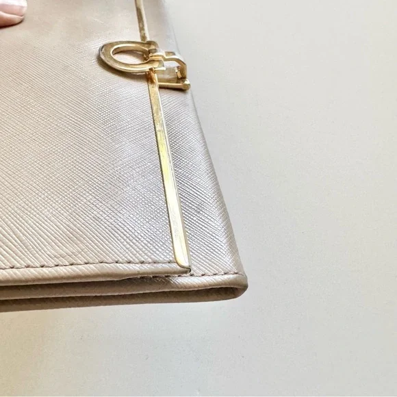 Salvatore Ferragamo Gancini Logo Beige Leather Long Continental Wallet - Picture 6 of 16